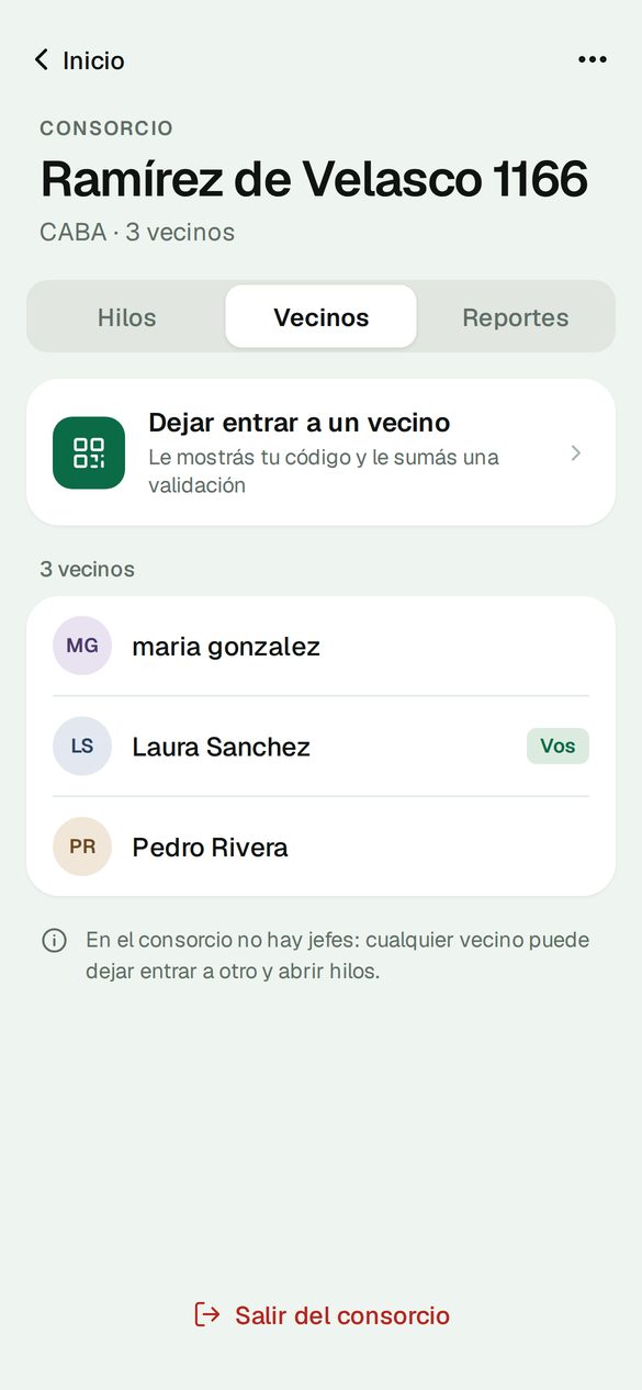 Pantalla de un consorcio: pestaña Vecinos con tres vecinos y el botón Dejar entrar a un vecino